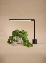 Versa™ Tabletop Grow Light